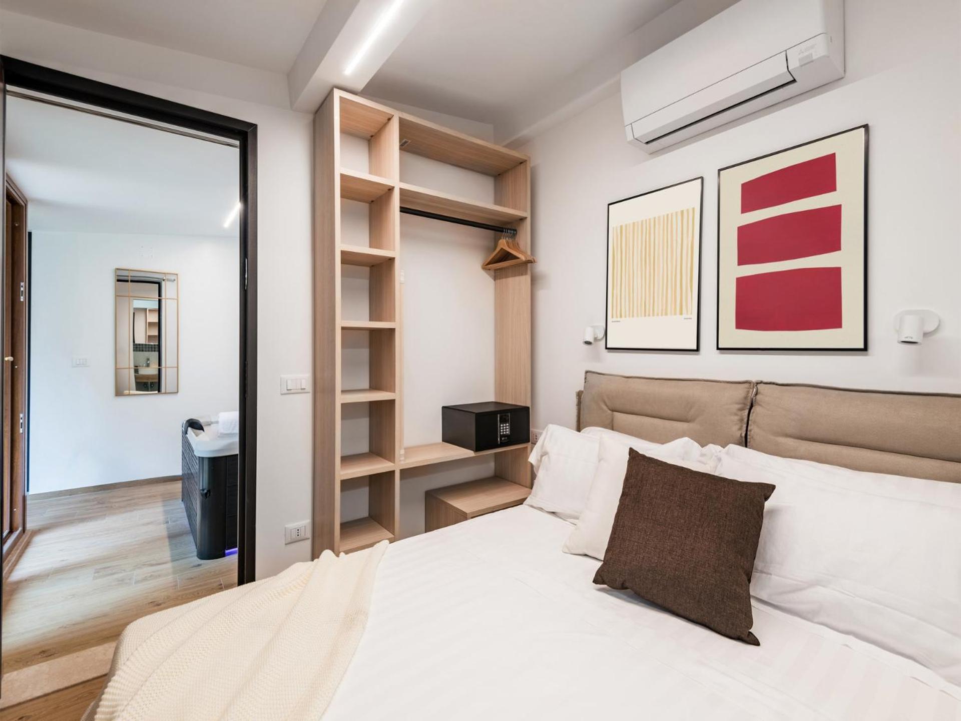 The Rent - Peaceful Oasis With Garden And Jacuzzi Near The Colosseum
