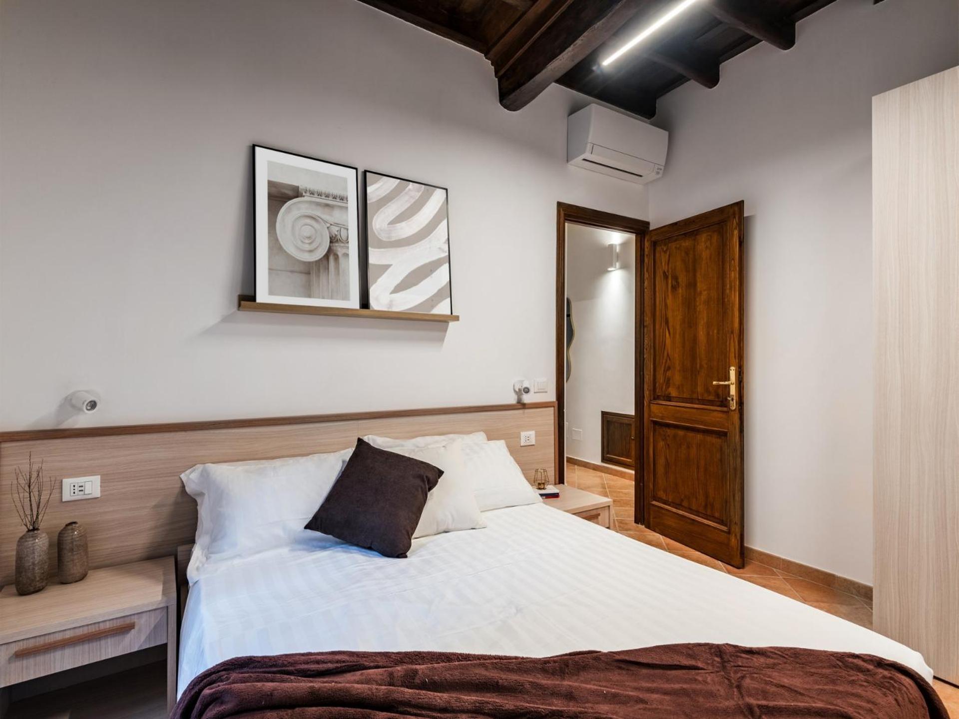 The Rent - Peaceful Oasis With Garden And Jacuzzi Near The Colosseum Apartment