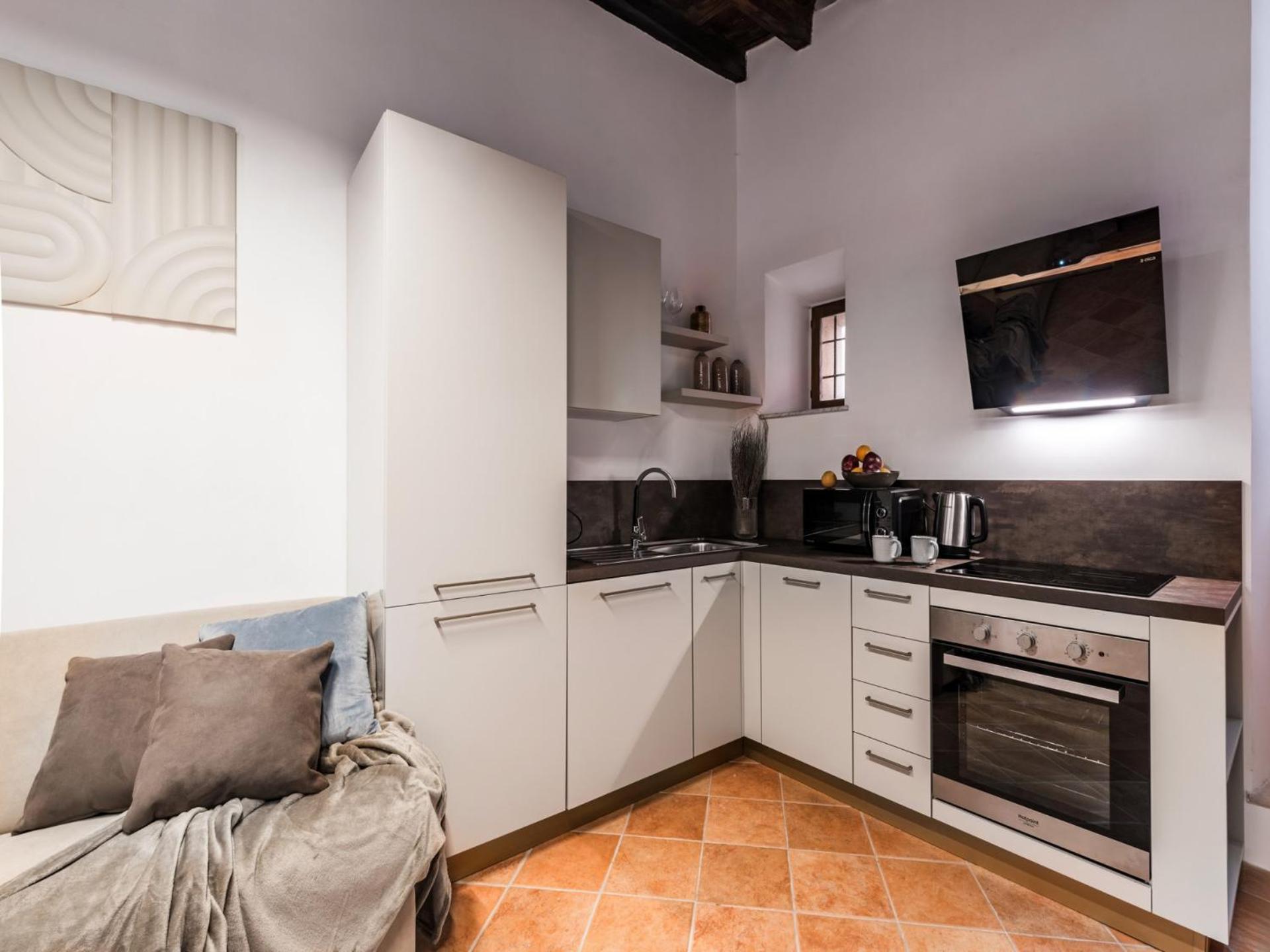 Apartment The Rent - Peaceful Oasis With Garden And Jacuzzi Near The Colosseum
